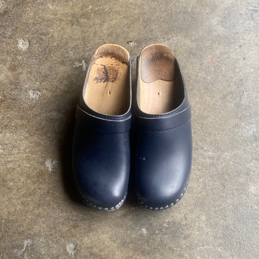 Women's Troentorp Navy Leather Slip-On Loafers